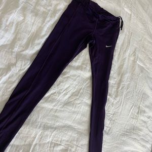 Purple Nike workout leggings